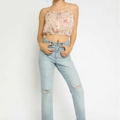 Olivaceous Tops OIlivaceous Coral Floral Cropped Tank