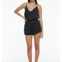 Indah Lilly High Waisted Short Bottoms