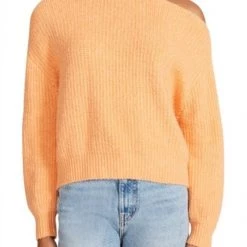 BB Dakota Could Shoulder Sweater