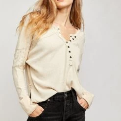 Bottoms Free People Taliesin Cut Off Short