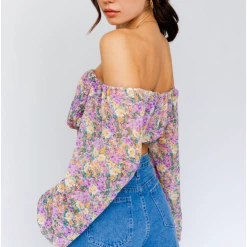 Tops Le Lis Long Sleeve Bubble Crop Top