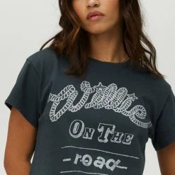 Daydreamer Willie Nelson On The Road '78 Tour Tee Tops