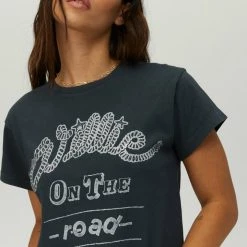 Daydreamer Willie Nelson On The Road '78 Tour Tee Tops