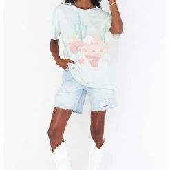 Show Me Your Mumu Exes In Texas Airport Tee Tops